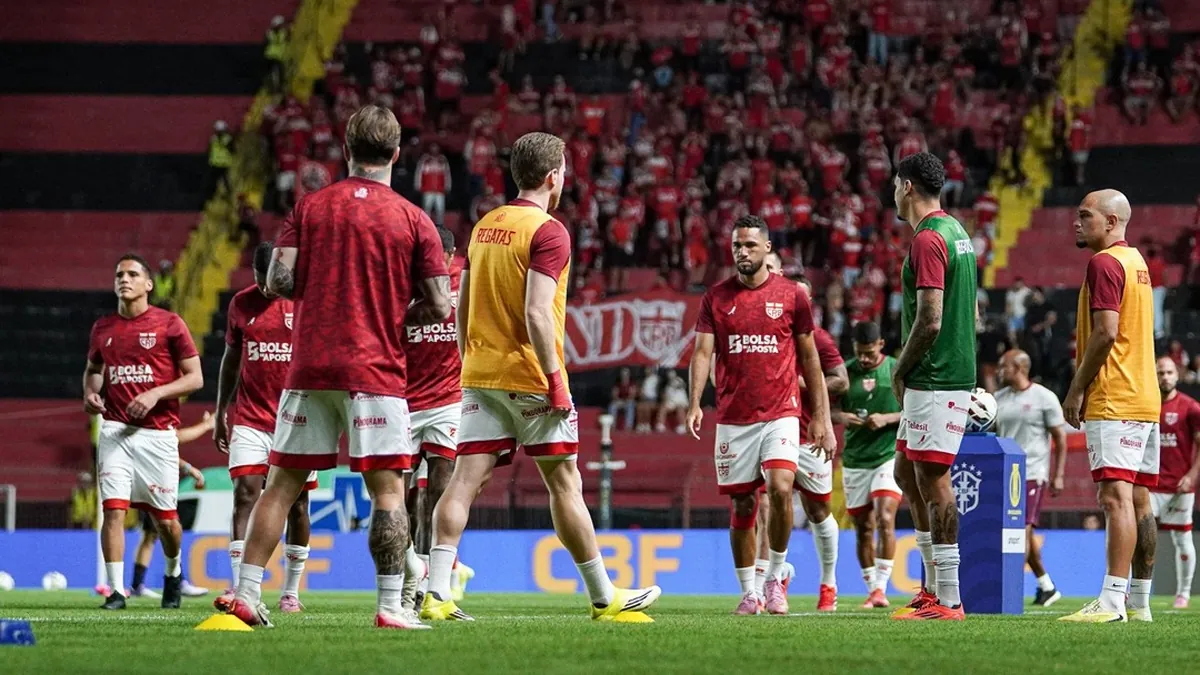 Após três triunfos, CRB surpreende e perde titular contra a Ponte