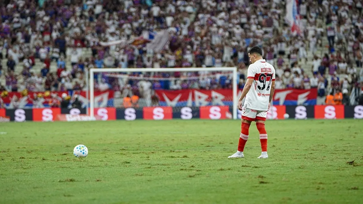 Árbitra menciona concussão; Dadá Belmonte fora do jogo CRB x Criciúma