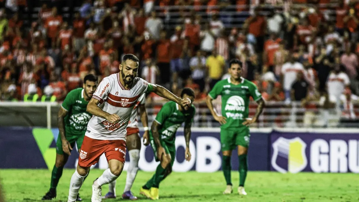 Artilheiro do CRB, Anselmo Ramon se destaca como terceiro no ranking nacional