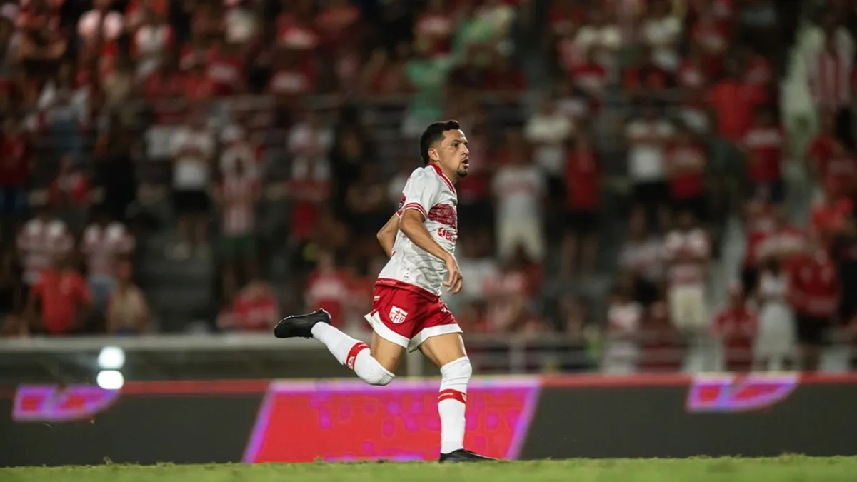 Com oportunidades no CRB, Dadá Belmonte busca voltar ao topo do futebol