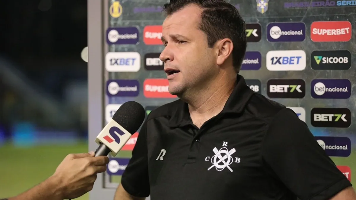 CRB ainda busca vitória como visitante no Brasileirão, e técnico cobra melhor desempenho - Fonte imagem: Globo Esporte