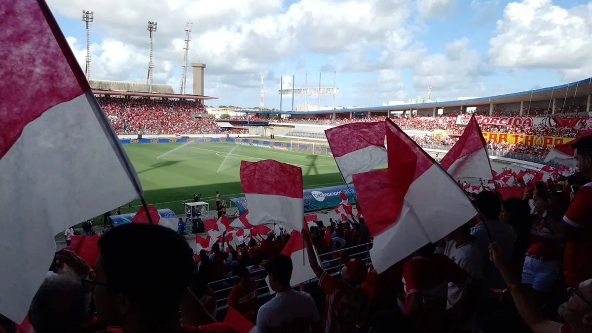 CRB e Fortaleza se enfrentam: descubra onde comprar ingressos!