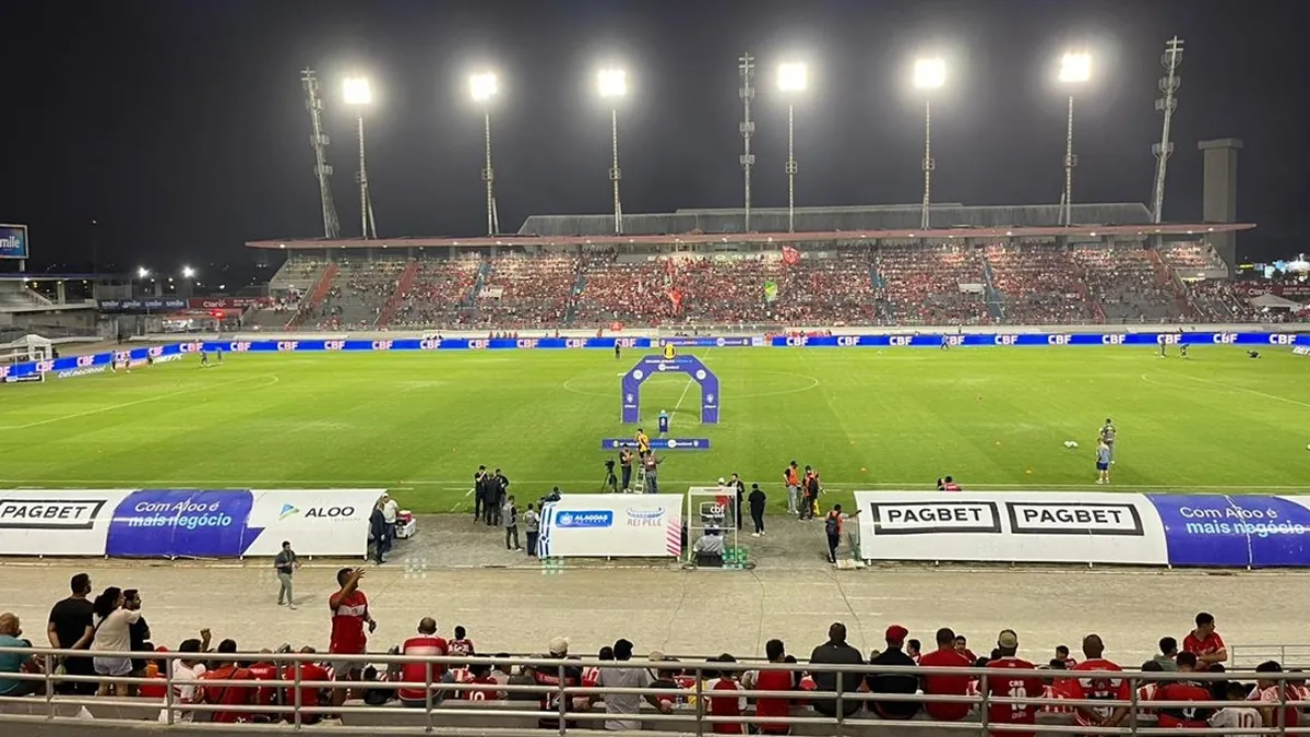 CRB enfrenta Athletic: detalhes da transmissão, hora e times escalados!