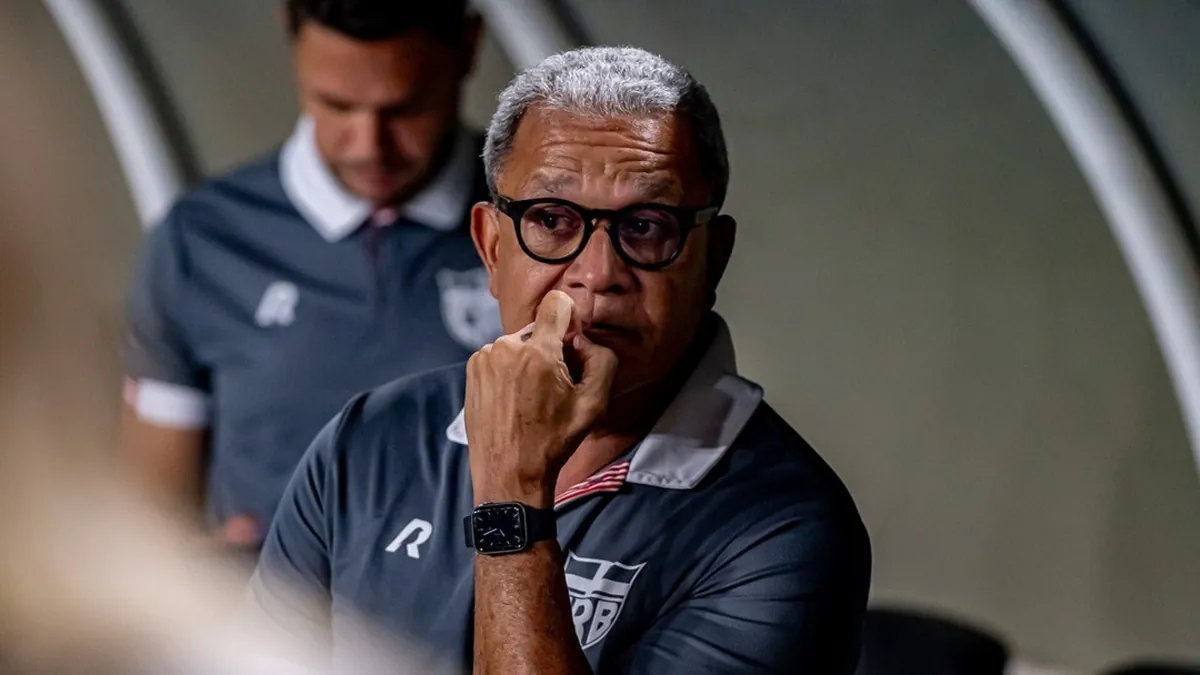 CRB: Hélio prepara mudanças em três áreas para o jogo contra o Brusque