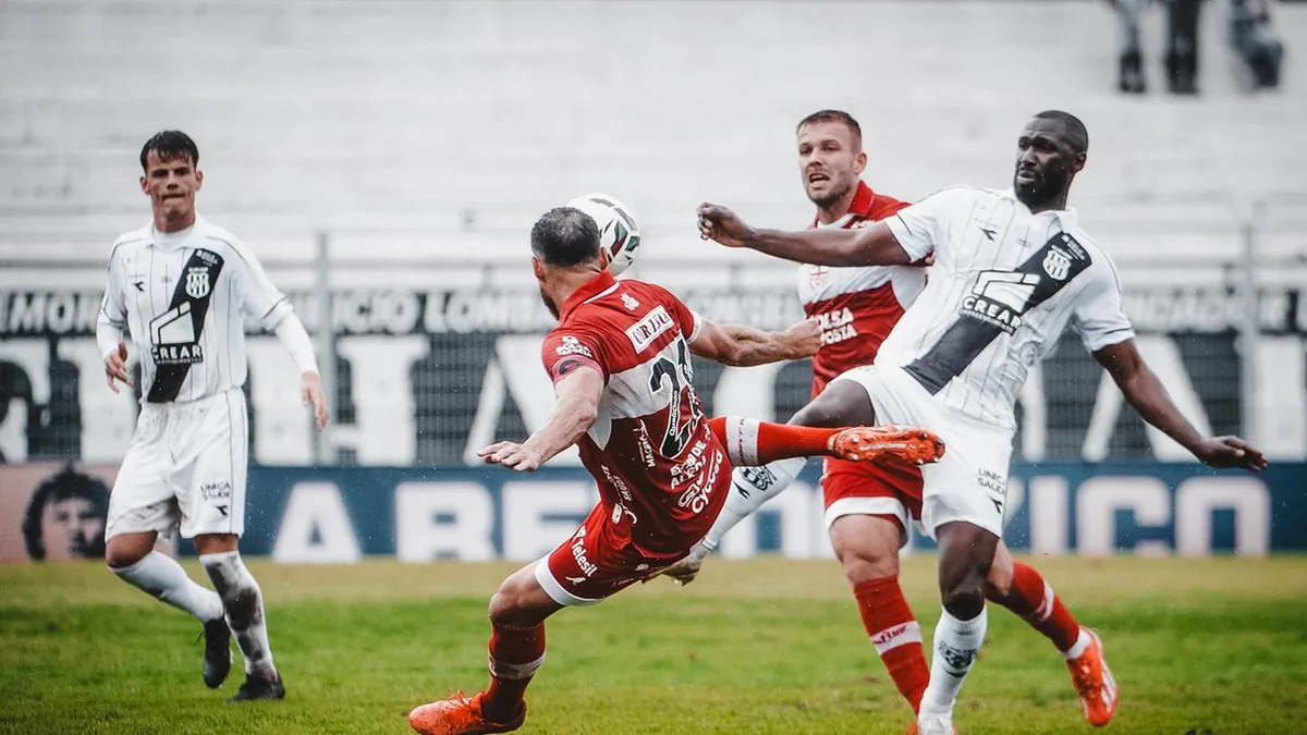 CRB perde para lanterna da Série B no aniversário