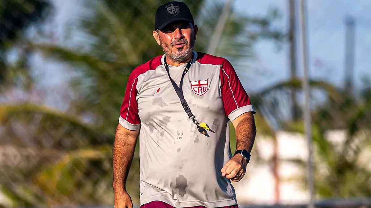 CRB traz de volta titulares para duelo decisivo contra o Vitória