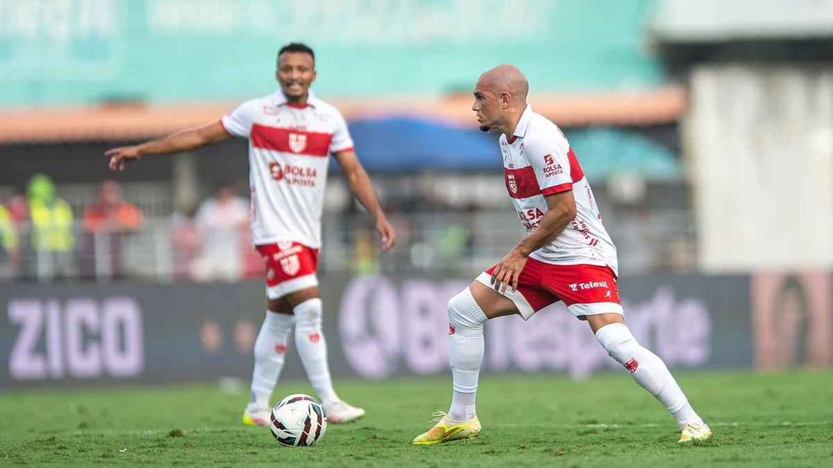 Crystopher brilha no CRB na Série B com estilo