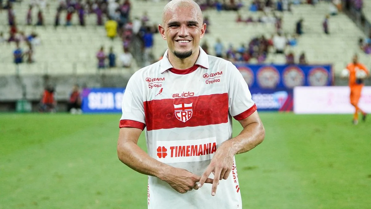 Crystopher revela significado da letra A nos gols