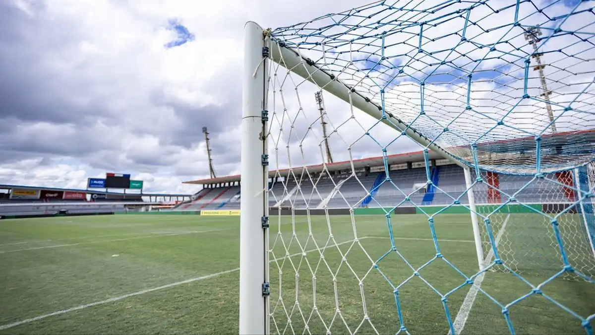 Descubra onde assistir CSA x CRB na final hoje