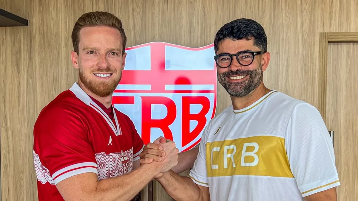 Lucas Lovat, novo reforço do CRB, pode fazer sua estreia no clássico contra o CSA!