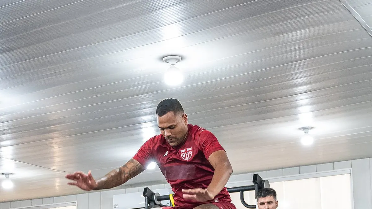 Matias escolhe time do CRB para enfrentar o Goiás