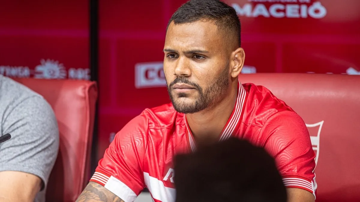 Mikael fala sobre sua evolução e volta a agradecer ao CRB