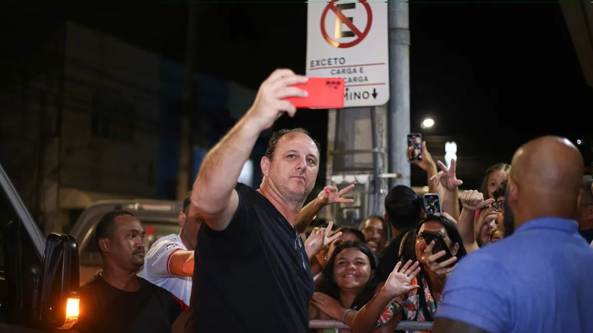 Rogério Ceni se impressiona com CRB: Foram até o limite físico