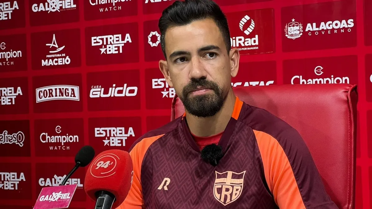 Técnico do CRB será obrigado a alterar escalação após ausência de Saimon